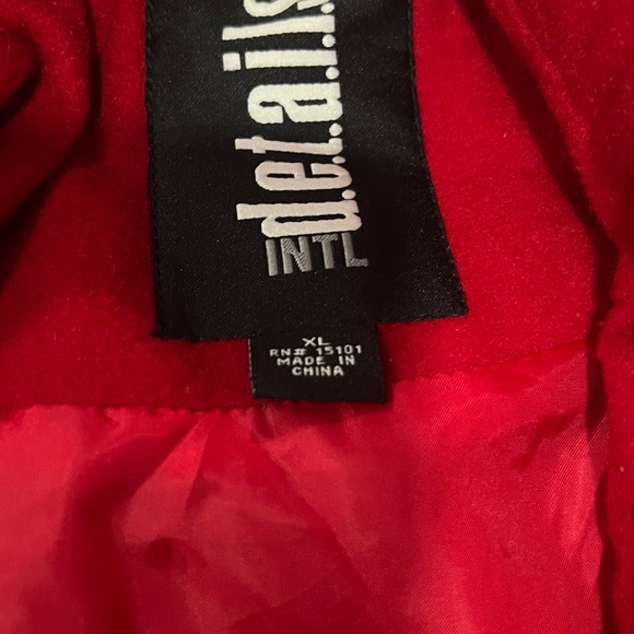 Women's Red Cape Coat - Picture 4 of 8